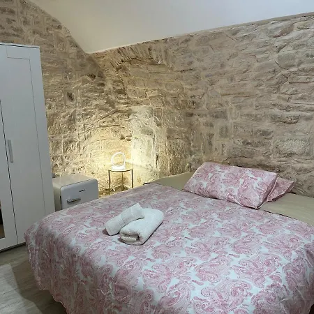 Pavone Griffi Giovinazzo